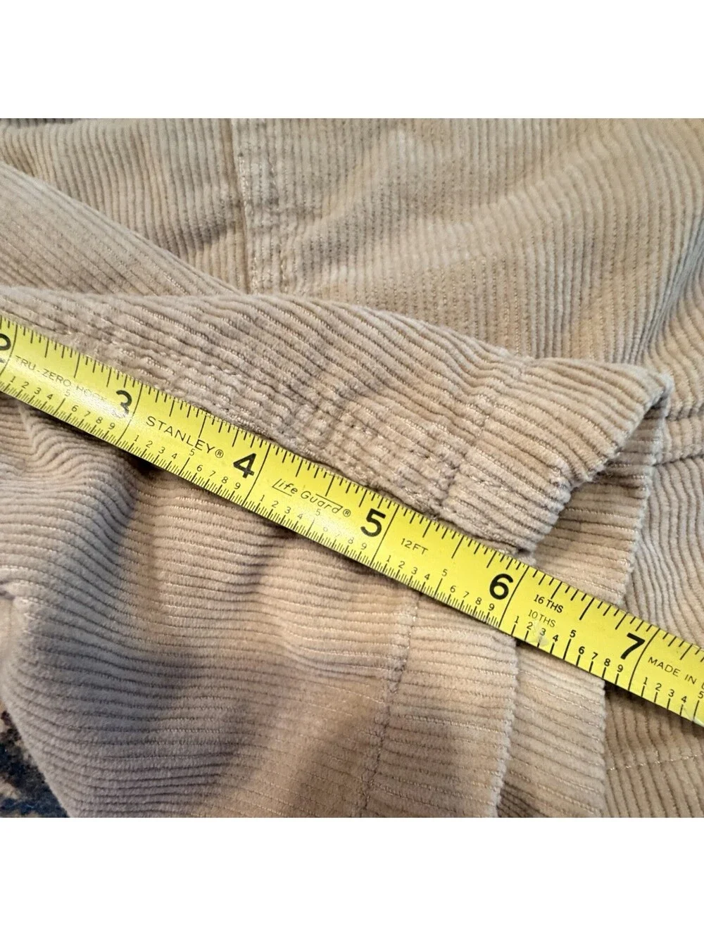 Patagonia Men's Organic Cotton Corduroy Utility Shorts Tan Style #5725 Sz 32